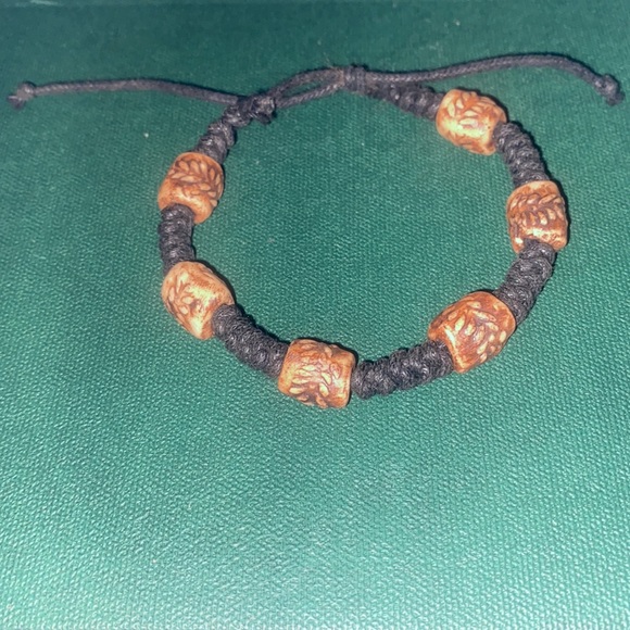Braided bracelet with ceramic beads - Picture 4 of 5